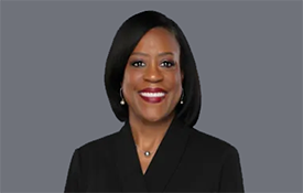  District 211 Names New Superintendent