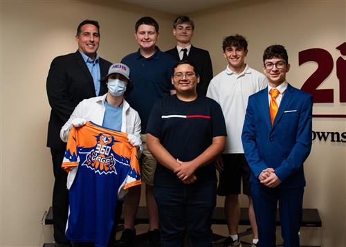 HEHS E-sports team with coach
